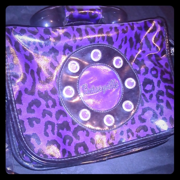 Betsey Johnson Handbags - Beautiful Betseyville Purple Phone bag